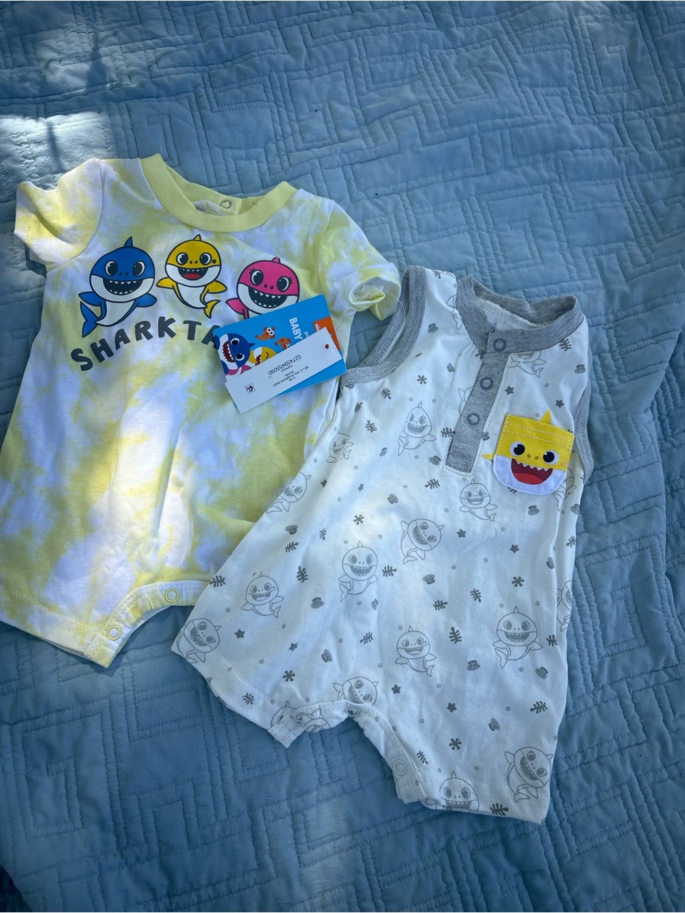 Baby Shark Tie-Dye Yellow & Gray Baby One-Piece Bodysuit Set